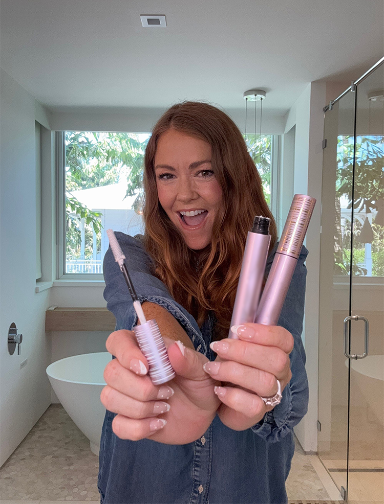 Tubing Mascara